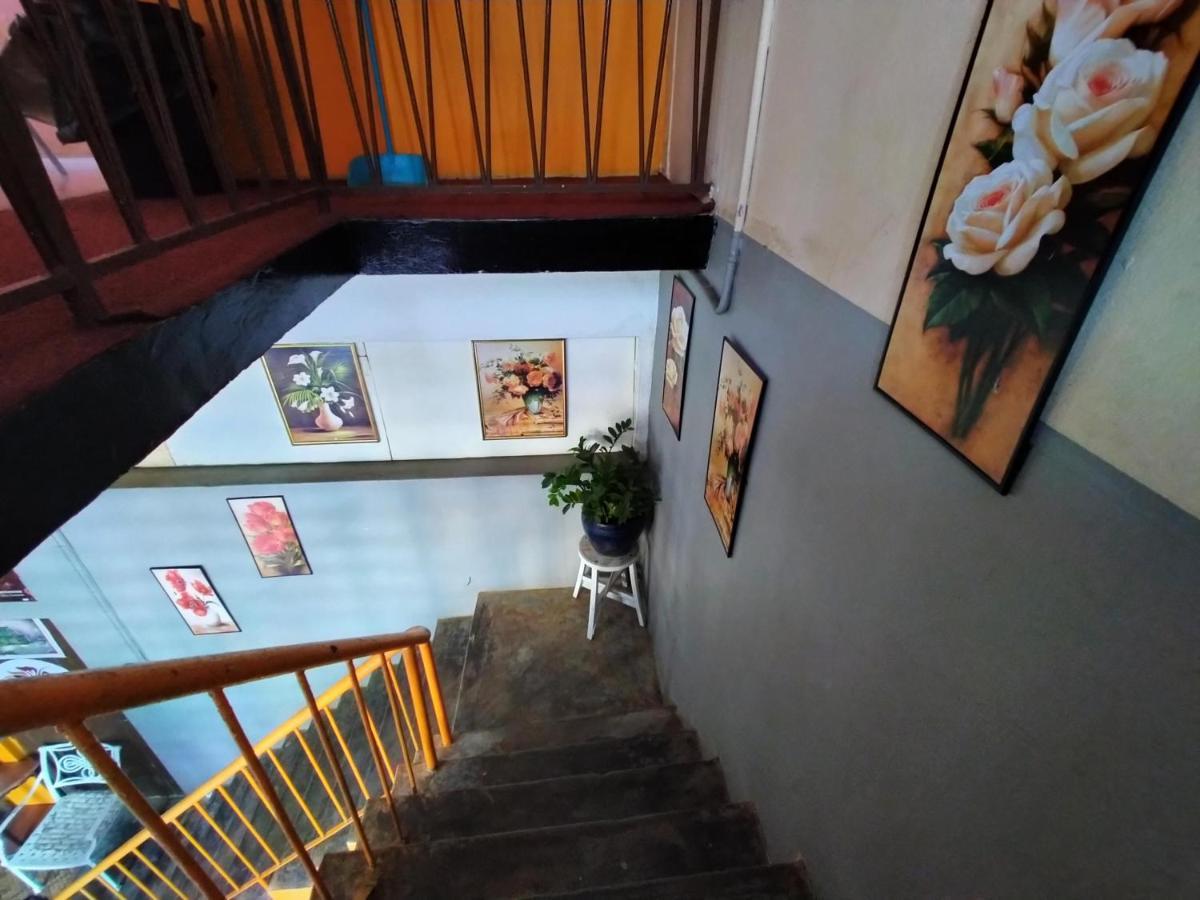 Spot On 89994 Rz Gold Hotel Kuala Kerai Ngoại thất bức ảnh